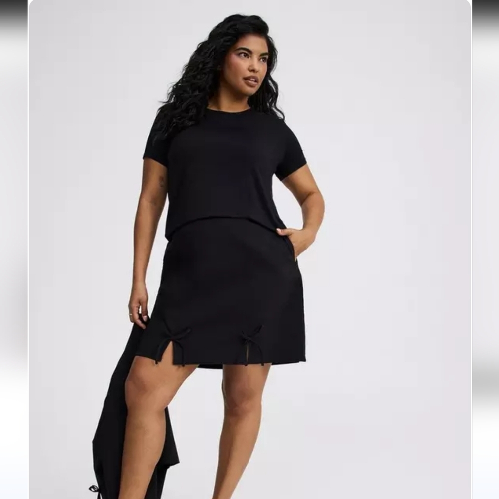 Black Knit Tie-Hem Women's Skirt